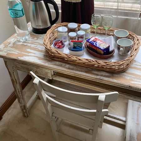 Bed and Breakfast La Casona De Blanca Balcarce Esterno foto